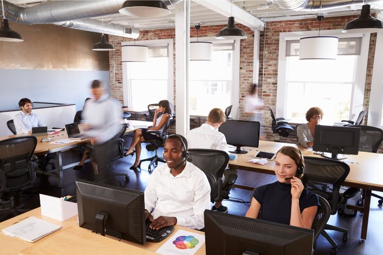 pracownicy firmy outsourcingowej